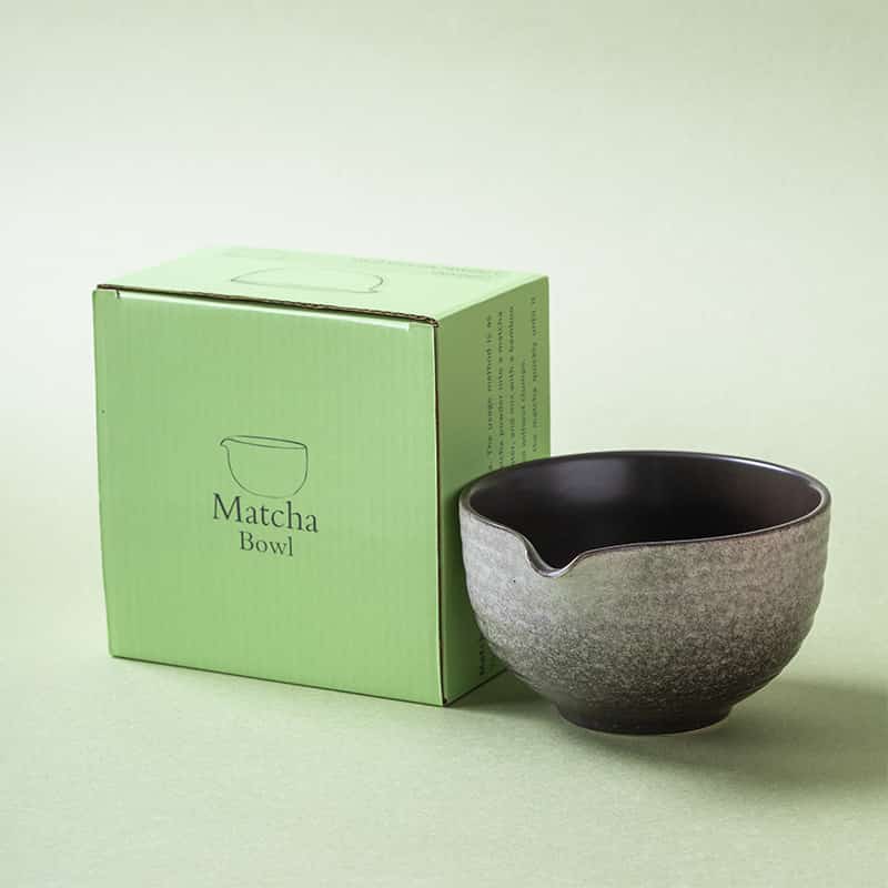 Kebo glaze stoneware matcha bowl (chawan) with pouring spout in gift box, hand-finished, iron-black to ash grey/stone